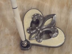 Sophisticated Ivory Fleur de lis pen set