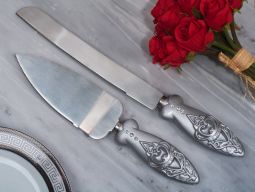 Royalty For A Day Cake And Knife Server Set
