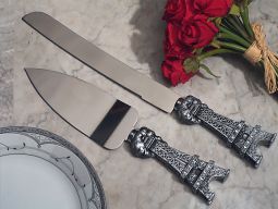 Stunning silver Eiffel Tower cake and knife set