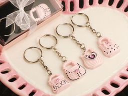 Oh So Trendy Pink and Black Purse key chains
