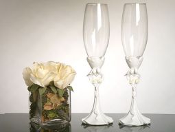 Bride and Groom with Calla Lily Bouquet Toasting Glasses