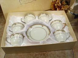 6 Cup 6 Saucer In Square Box 2 Tone