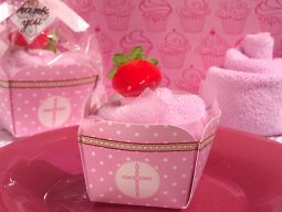 Cupcake towel favor pink Cross design