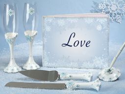 Winter love wedding accessory set