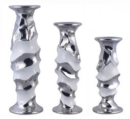 Varena Collection Silver White Three Candle Holder Set