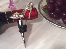 Dazzling Divas collection shoe wine stopper