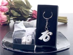 Sweet 16 Keychain w/ Stones in Pearl White