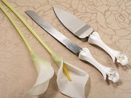 Calla Lily Cake and Knife Set