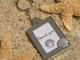 Memorable Moments Seashell Keychain Photo Frame Favors