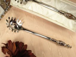 Murano design pasta server damask design