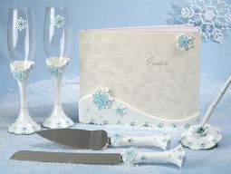 Winter wonderland wedding set.